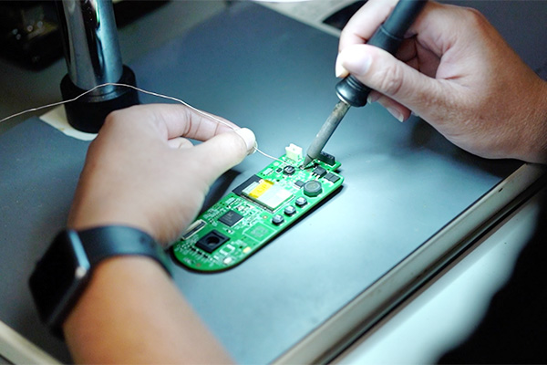 soldering PCB board