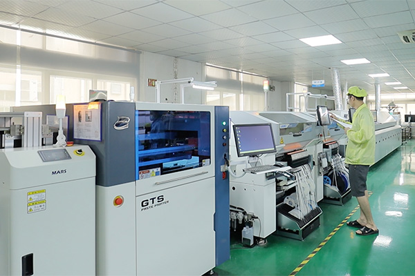 production-equipment-smt-clean-room-2